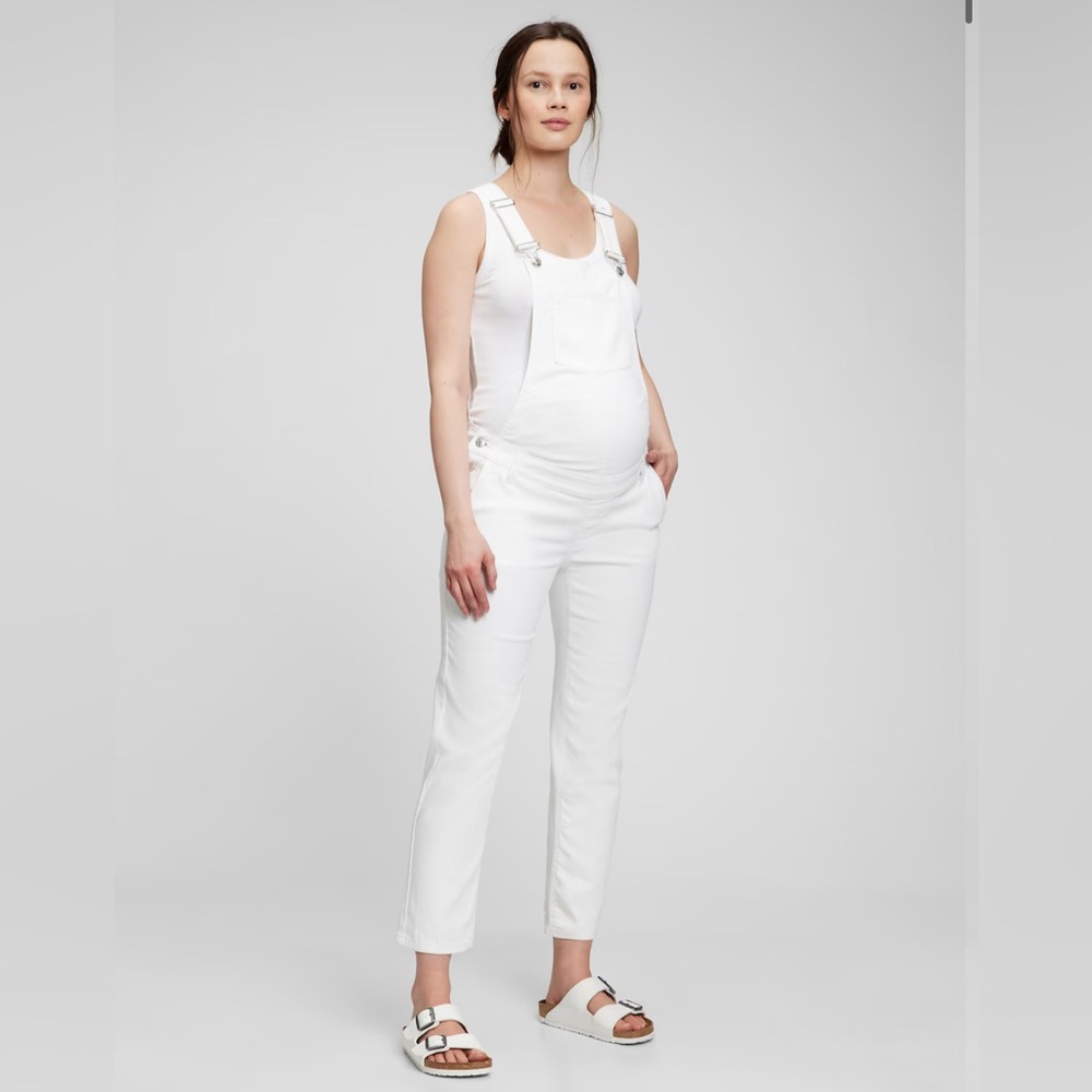 Gap Denim Maternity Overalls in White (size M)